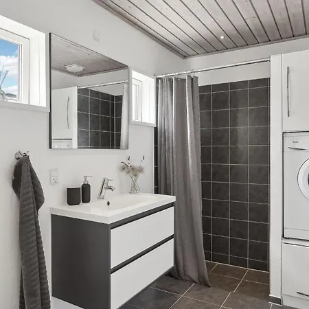 Amazing Home In Pandrup With Kitchen *