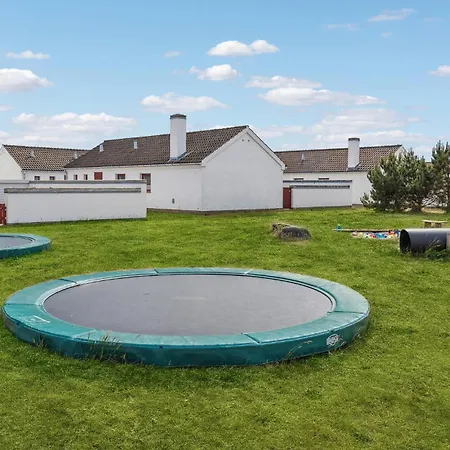 Amazing Home In Pandrup With Kitchen *